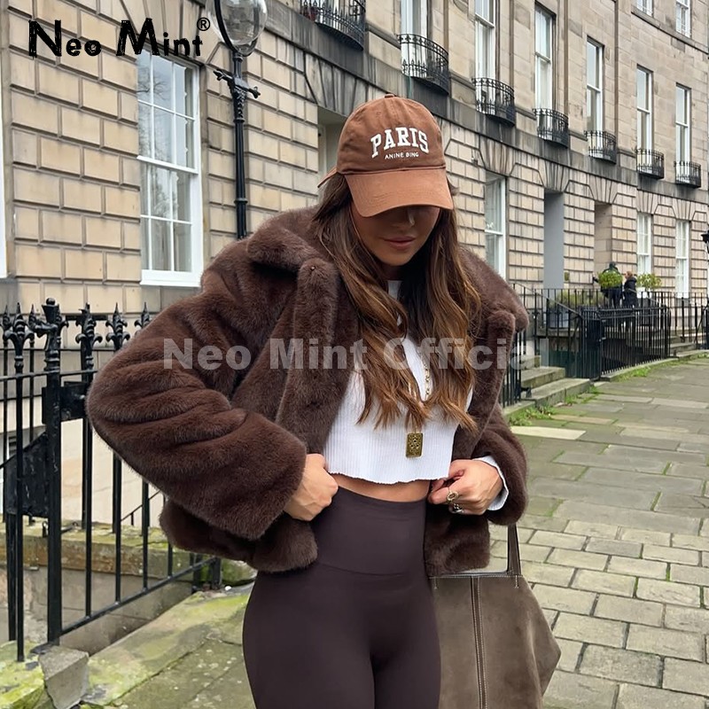 Streetwear Girl Brand - Neo Mint Cool Street Girls Модная